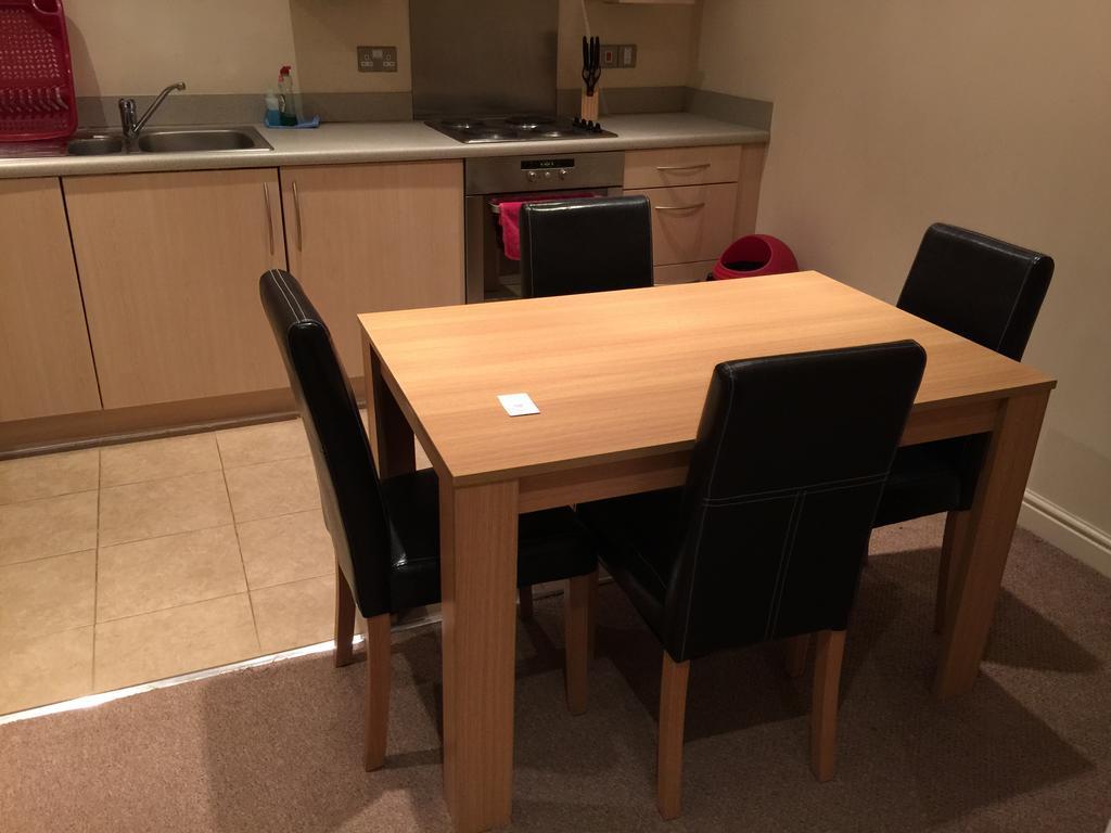 Newcastle Executive Apartment Стая снимка